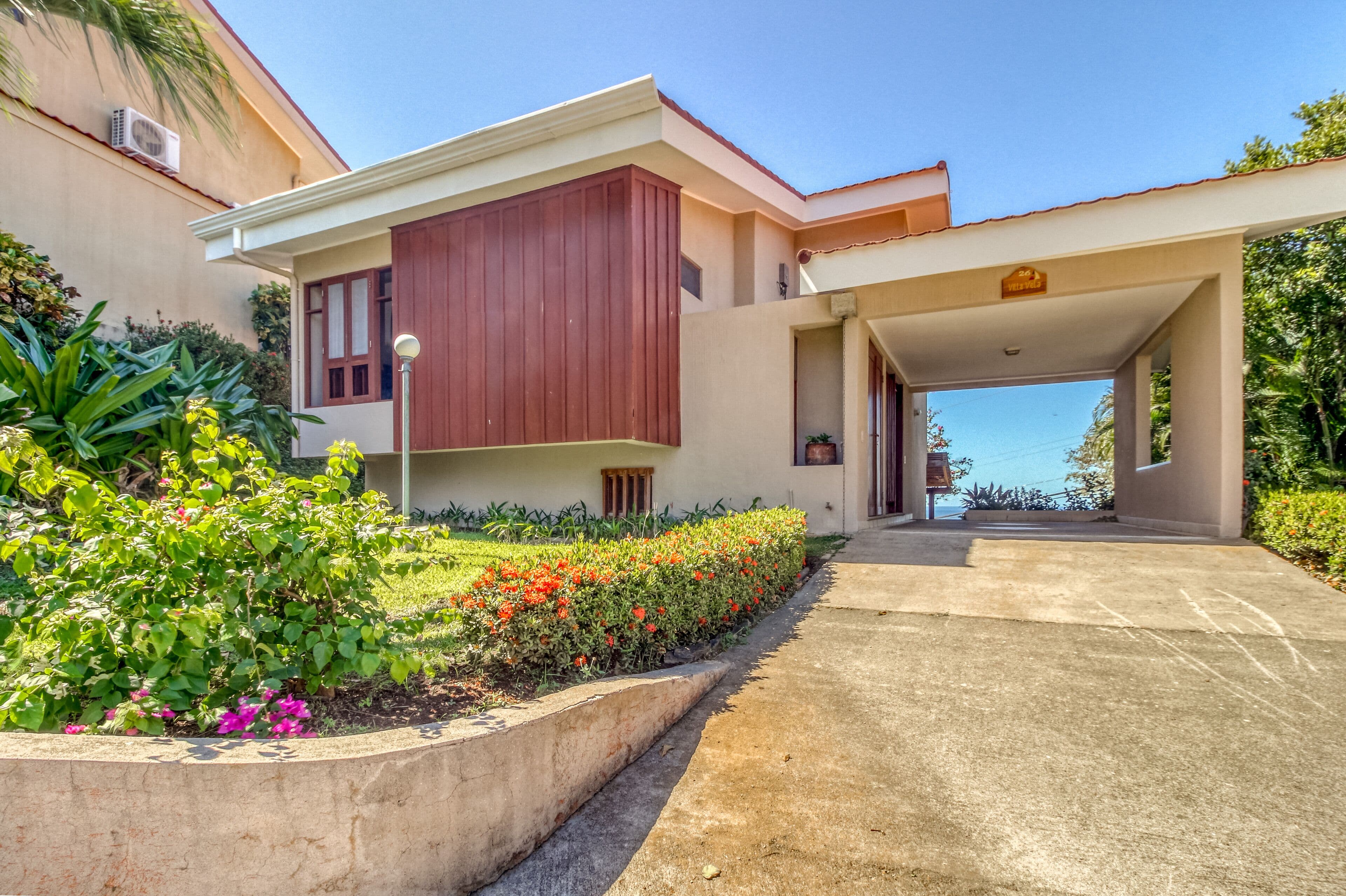 View of the front of Villa Vela